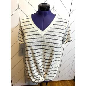 Caslon Women’s Large Ivory Navy StripeV-neck Short Sleeve T-shirt Nautical New